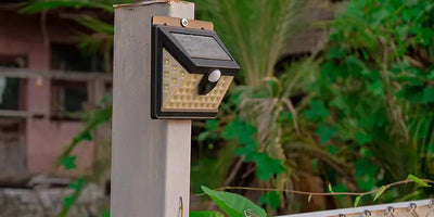 solar-fence-lights 