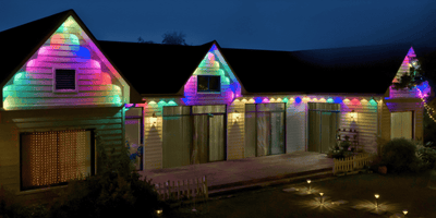 christmas lights on house roof